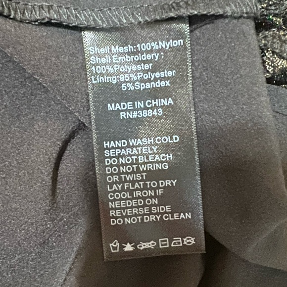 NWOT Sam Edelman Women’s Star Embroidery Off The Shoulder Dress SZ 4 ✨🖤⭐️ - Picture 11 of 11